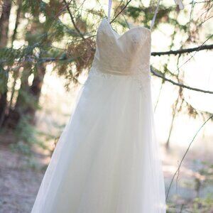 Romance Bridal by Allure 2566